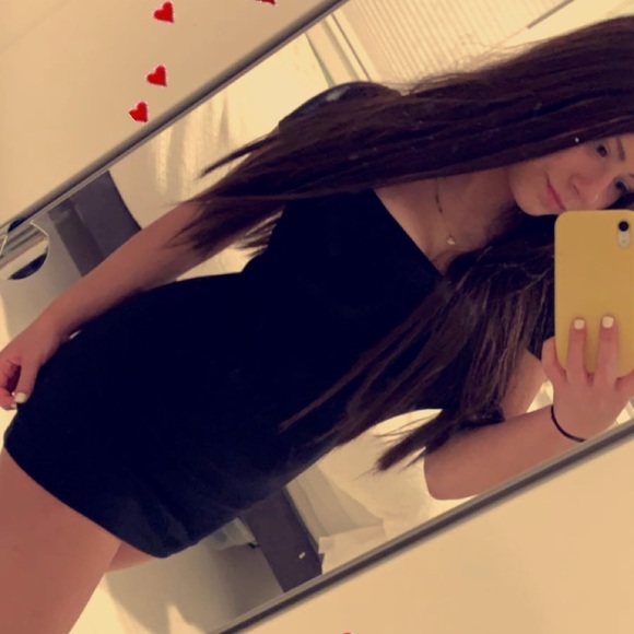 Meet your Posher, Sophie - Picture 2 of 3